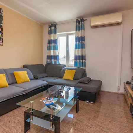 Four-bedroom In Feriehus *