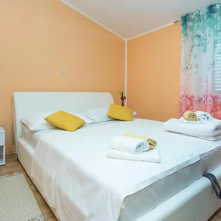 Four-bedroom In Pristeg