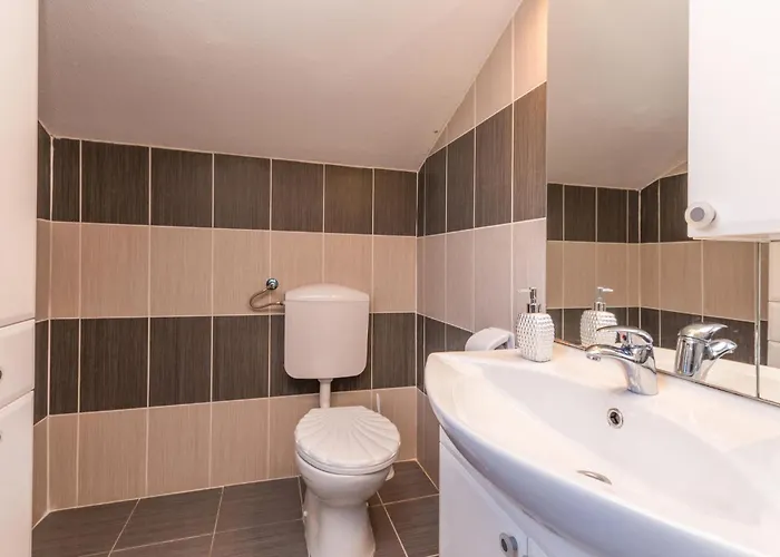 Four-bedroom In * Pristeg